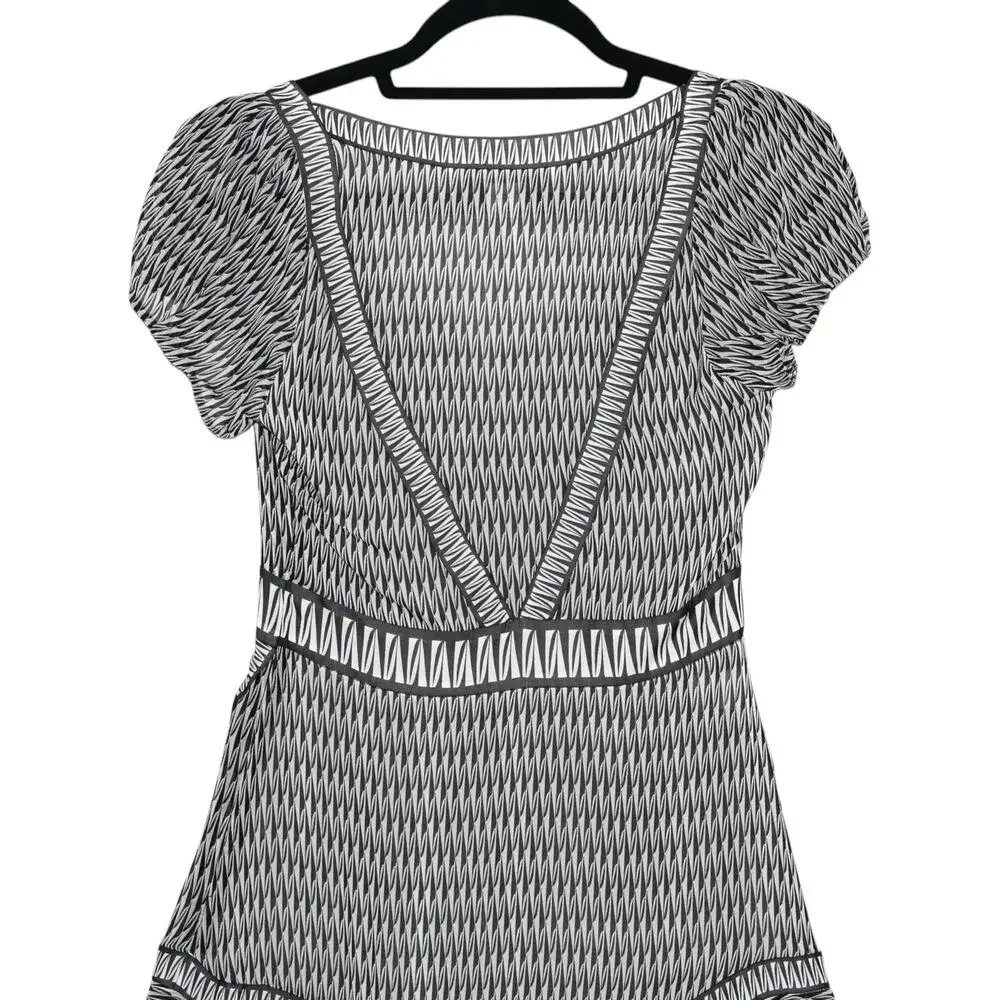Diane Von Furstenberg Silk Mini Dress Size 0 XS